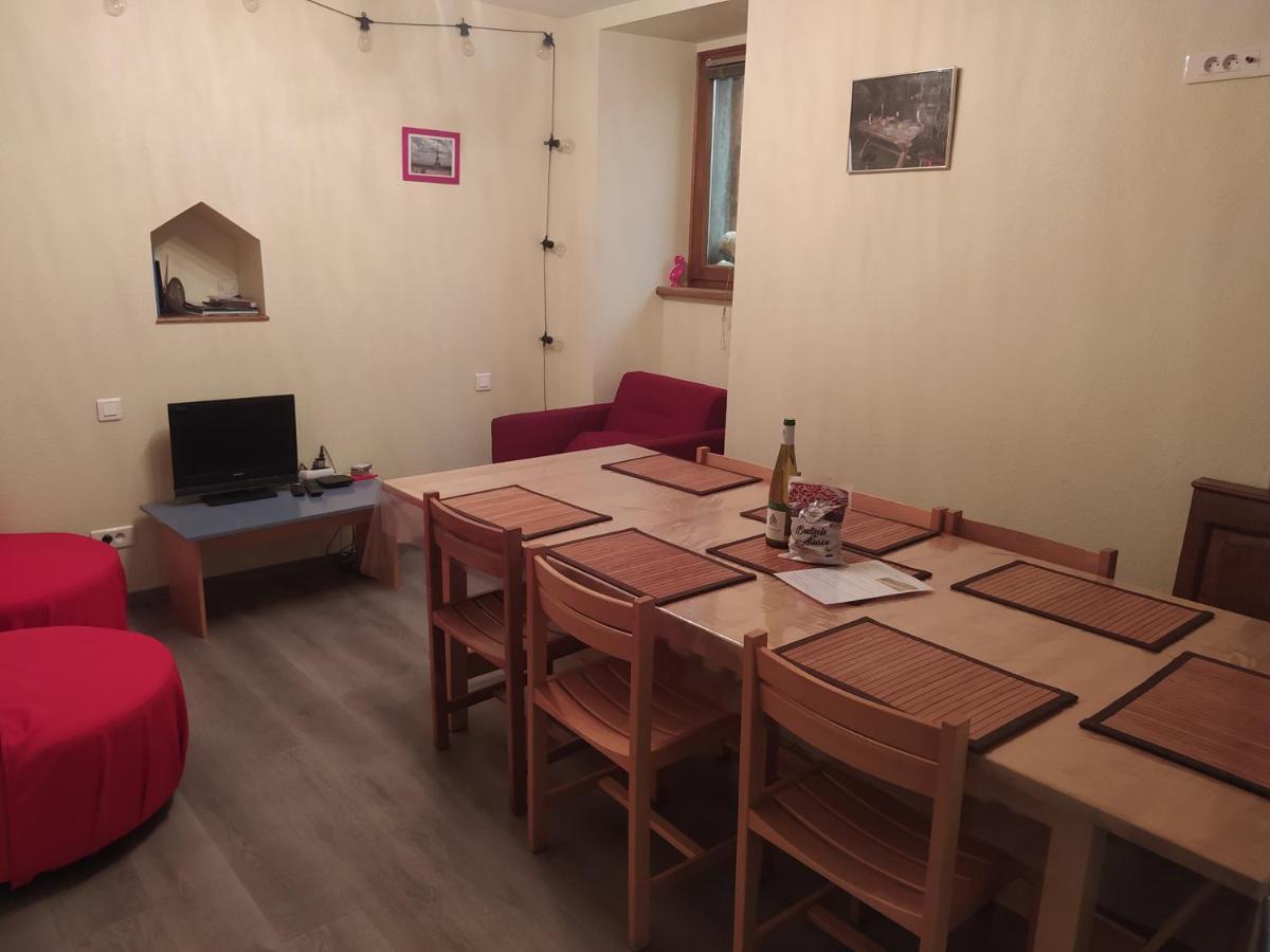 Chey Mybam, Agreable Maison Au Centre De Selestat Villa Buitenkant foto